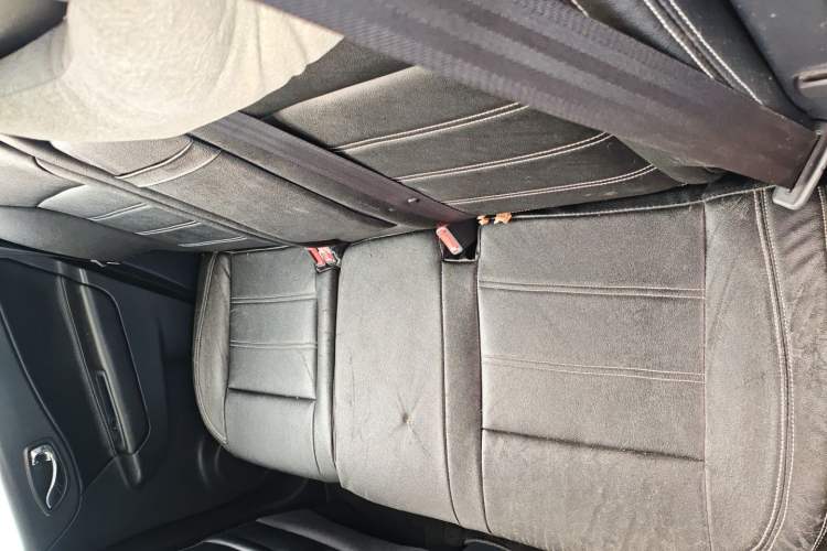 Used Renault Koleos 2014 2.0L Two-Wheel Drive Fashion Edition Left Rear Seat