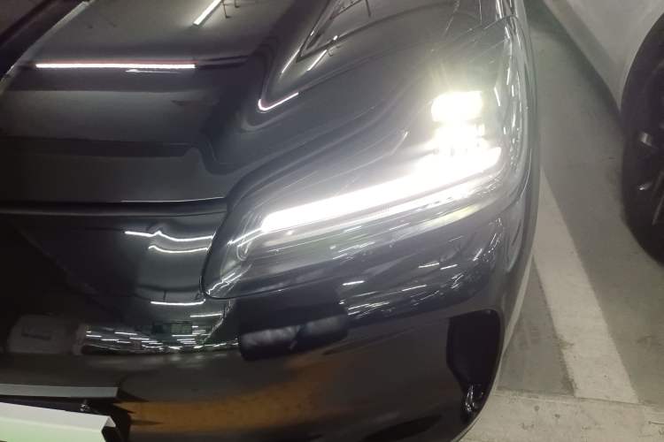 Used Wuling Bingo PLUS 2024 401 km Flagship Edition Four-Seater Version
