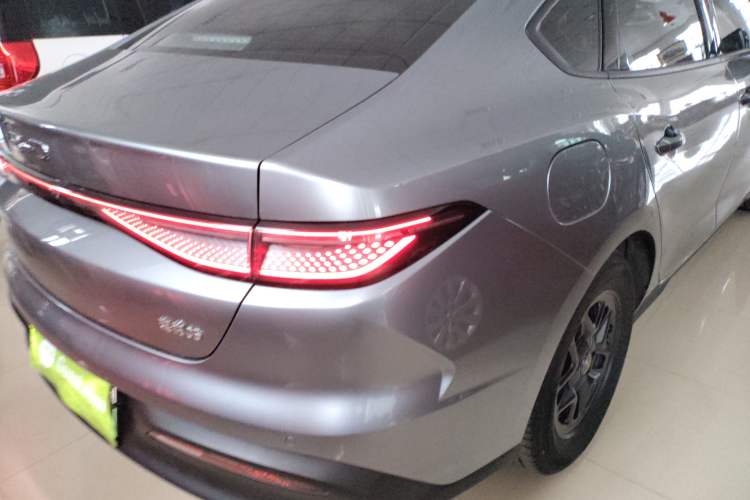 Used BYD Seal 05 DM-i 2025 DM-i Smart Drive 55KM Luxury Model Right Rear Taillight