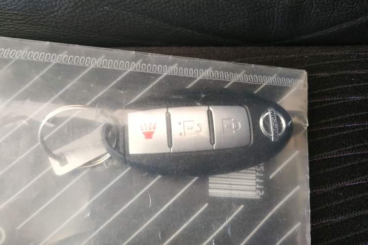 Used Nissan Tiida 2011 1.6L CVT Smart Version