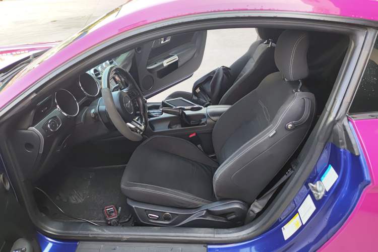 Used Ford Mustang 2015 2.3T Automatic U.S.-Spec Version
