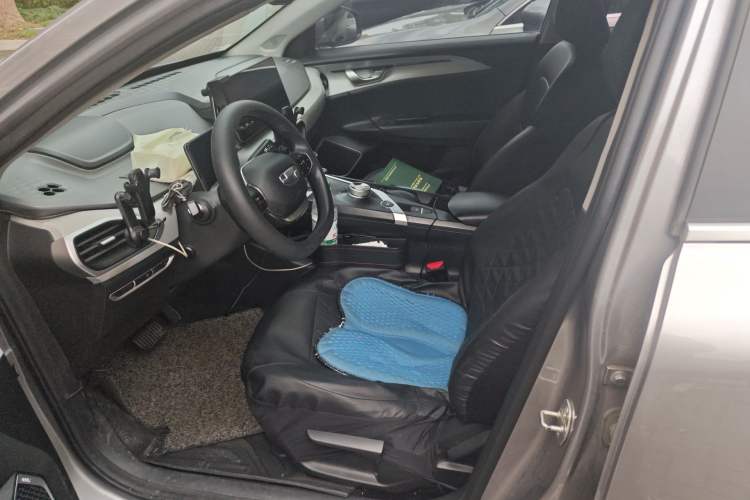 Used Geometry A 2022 Pro 430KM Commuter Edition Left Front Seat