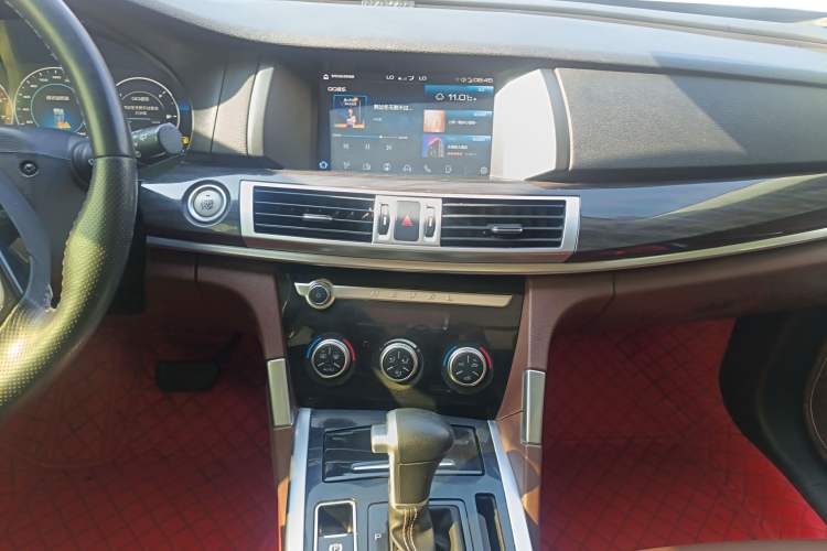 Used Haval H7 2019 2.0T Smart Enjoyment Version China VI Standard
