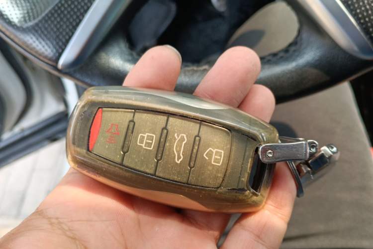 Used Haval H2s 2017 Red-Label 1.5T Dual-Clutch Luxury Model