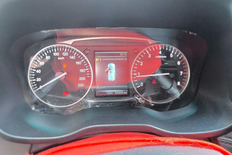 Used SWM X7 2016 1.8L Manual Comfort Version 7 Seats Instrument Cluster