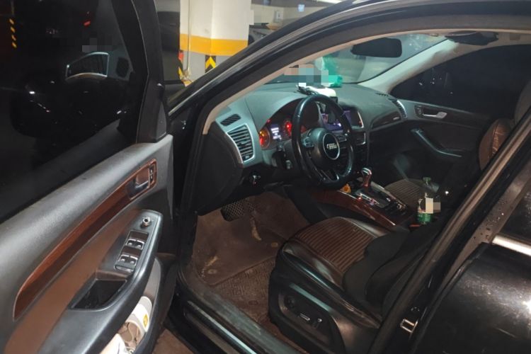 Used Audi Q5 2017 40 TFSI Technology Edition Driver Seat