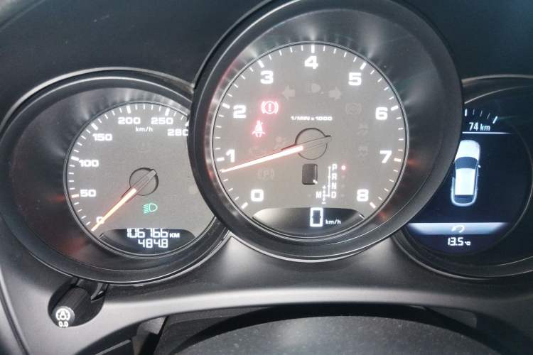 Used Porsche Macan 2017 Macan 2.0T