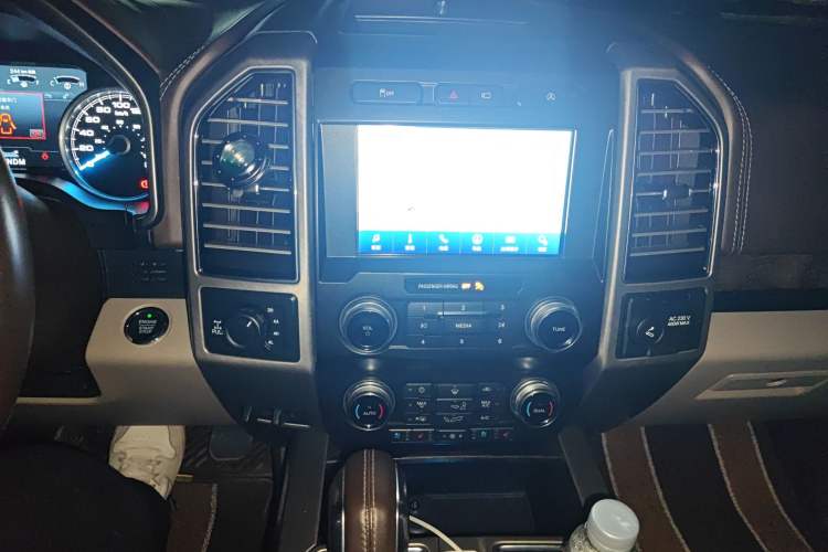 Used Ford F-150 Raptor 2019 3.5T LTD Audio And AC Panel