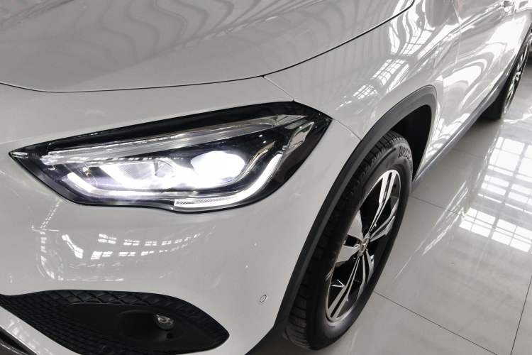 Used Mercedes-Benz GLA 2020 GLA 200 Left Front Headlight