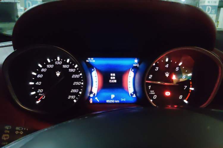 Used Maserati Levante 2016 3.0T Standard Edition Instrument Cluster