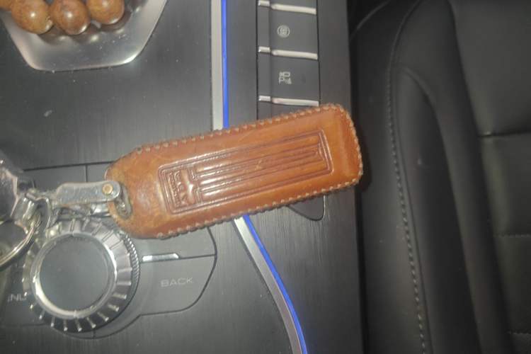 Used Wey VV7 2019 Upgraded Model 2.0T Flagship Version China VI Vehicle Key