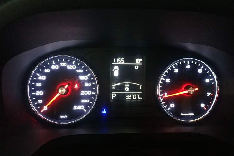 Used Roewe i6 2020 PLUS 1.6L CVT 4G Connected Glory Flagship Edition
