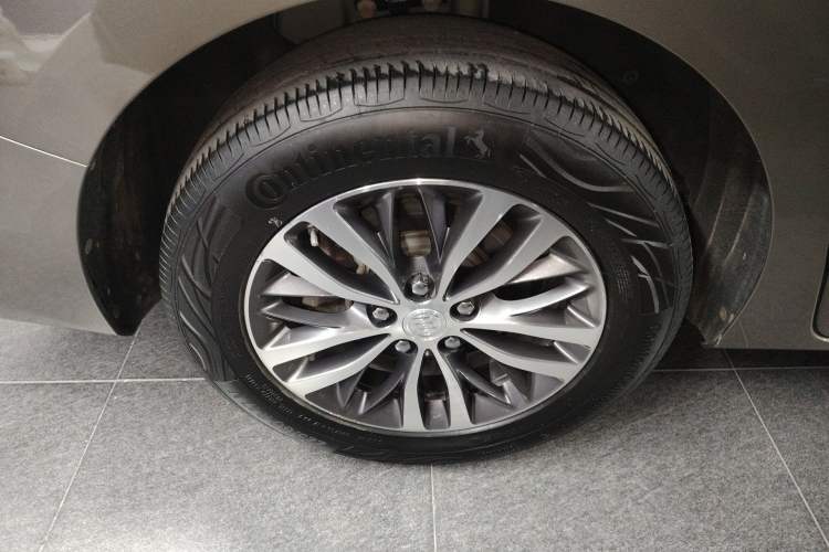 Used Buick GL8 2020 ES Land Cruiser 653T Comfort Edition