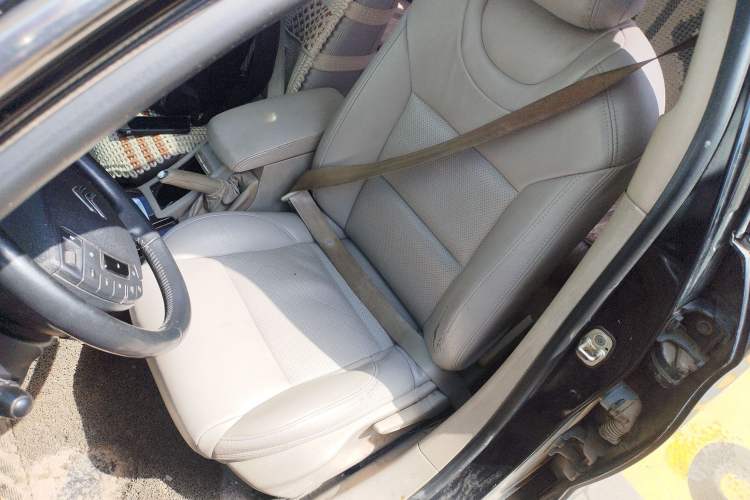 Used Citroen C5 2014 2.0L Automatic Zunyue Model