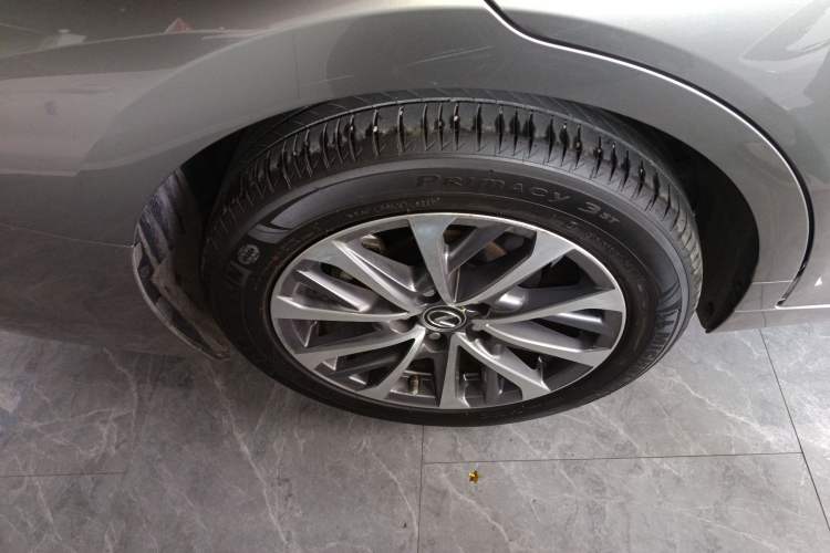 Used Lexus ES 2021 200 Excellence Edition
