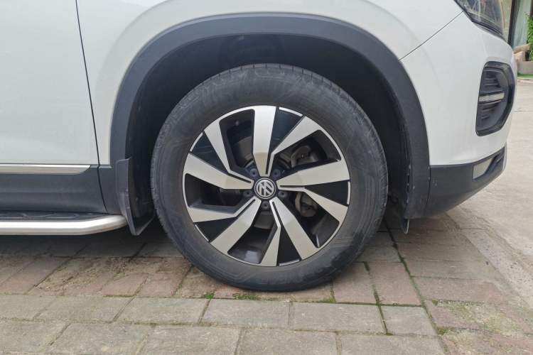 Used Volkswagen Tayron 2020 330TSI Two-Wheel Drive Luxury Smart Connectivity Version