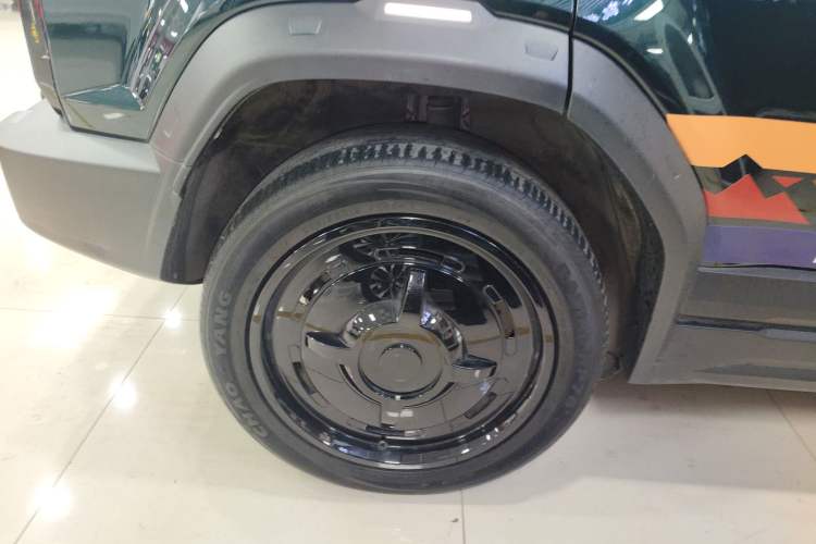 Used iCAR 03 2024 501km Four-wheel Drive Long-Range Advanced Version Right Rear Wheel Hub