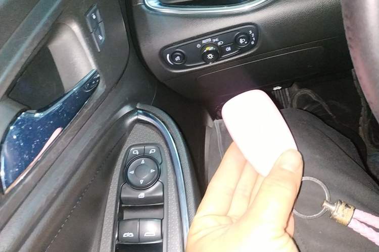 Used Chevrolet Malibu XL 2017 1.5T Automatic Ruichi Edition Interior 1