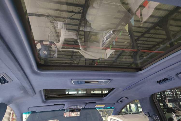 Used Buick GL8 2020 Avenir Avia Four-Seat Luxury Edition Headliner