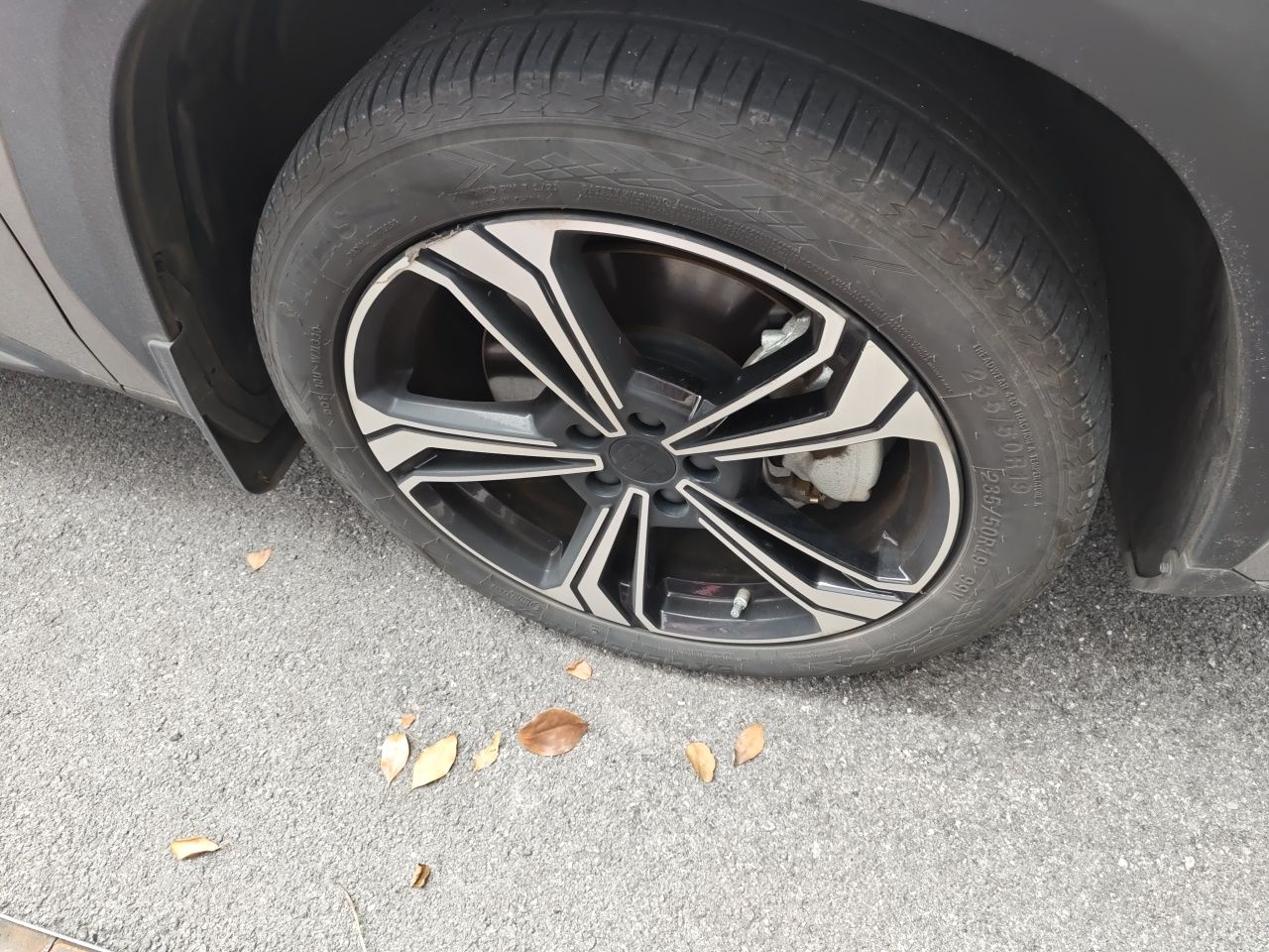 Geely Galaxy L7 2023 1.5T 115 km MAX — снимка 8