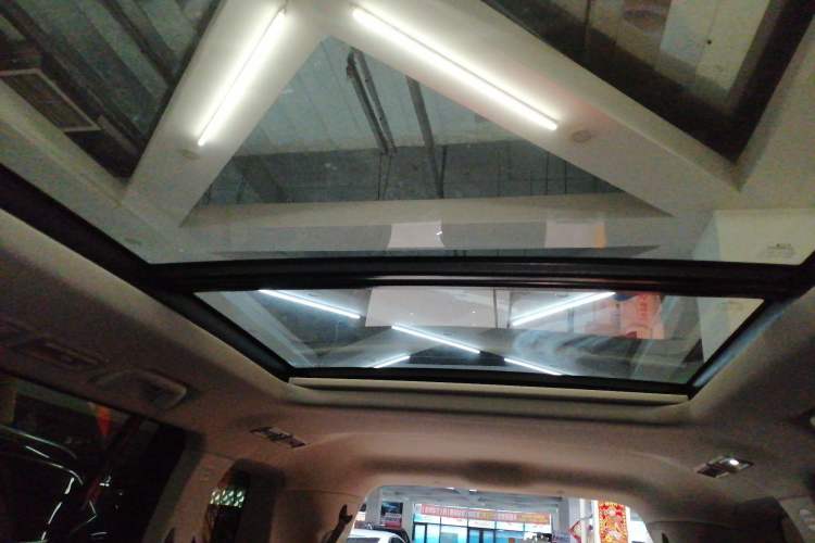 Used GAC Trumpchi GS8 2020 390T Four-Wheel Drive Luxury Smart Connectivity Commemorative Edition (7 Seats) Headliner