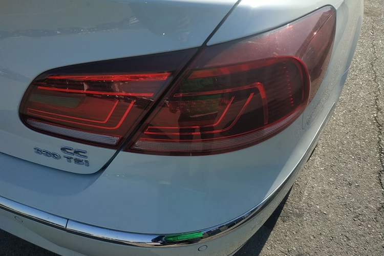 Used Volkswagen FAW-Volkswagen CC 2016 2.0 TSI Luxury Model
