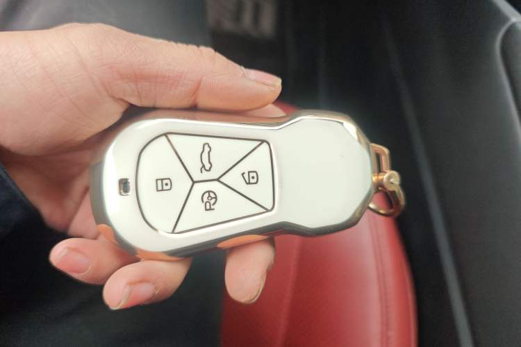 Used XPeng P7 2022 670E+