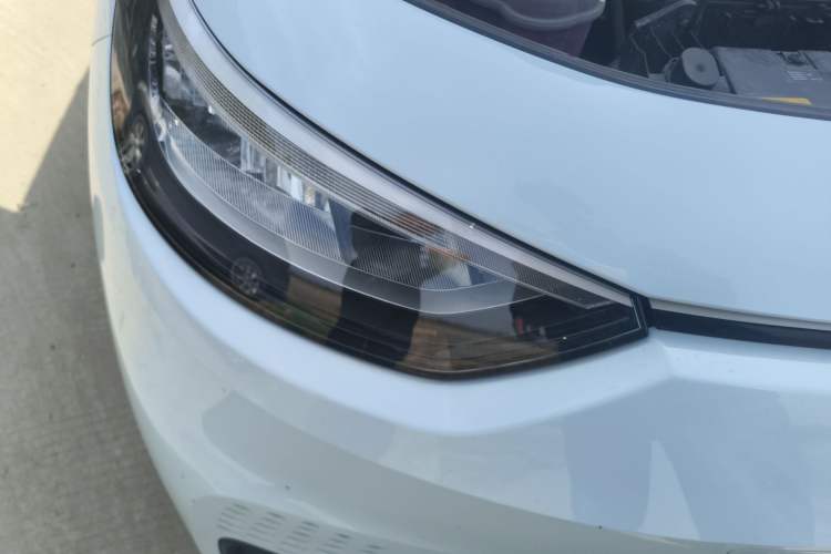 Used Volkswagen ID.3 2023 Upgraded Model Pure Intelligent Enjoyment Version Right Front Headlight