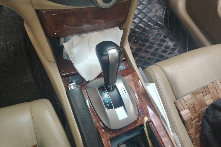 Used Honda Accord 2012 2.0L SE
