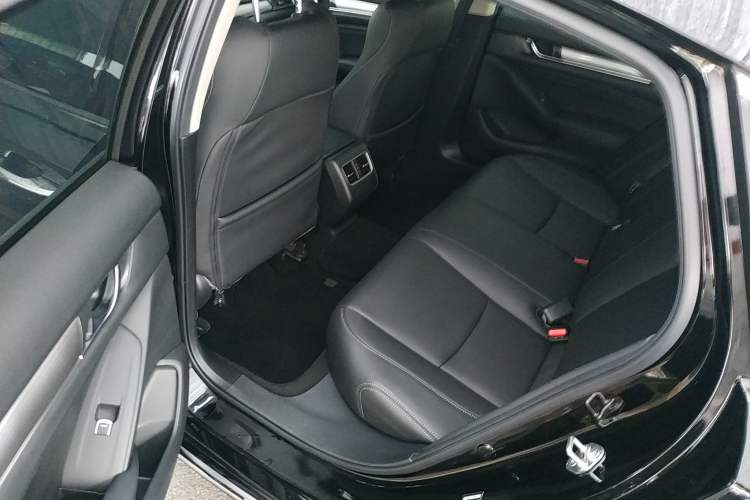 Used Honda Accord 2018 Rui·Hybrid 2.0L Rui Ku Edition China VI Left Rear Seat