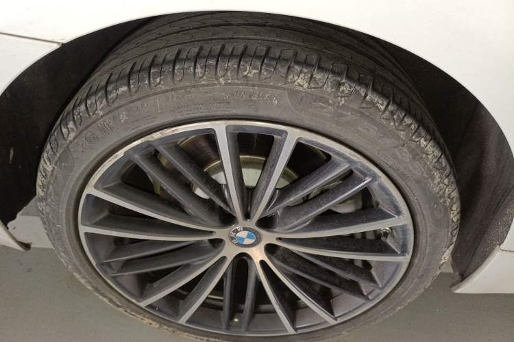 Used BMW 5 Series 2022 Second Facelift 530Li Leading Edition M Sport Package