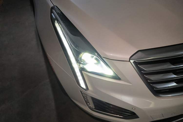 Used Cadillac XT5 2018 25T Tech Model