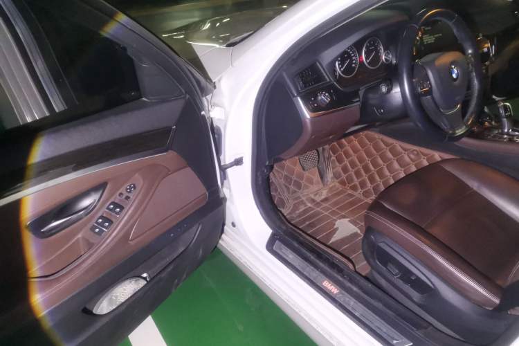 Used BMW 5 Series 2014 525Li Luxury Design Package