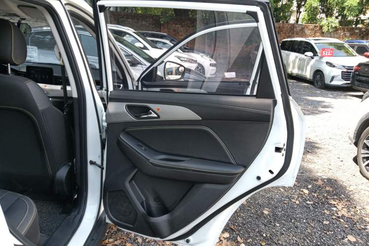 Used BAIC Beijing X3 2021 1.5T CVT Glory Edition
