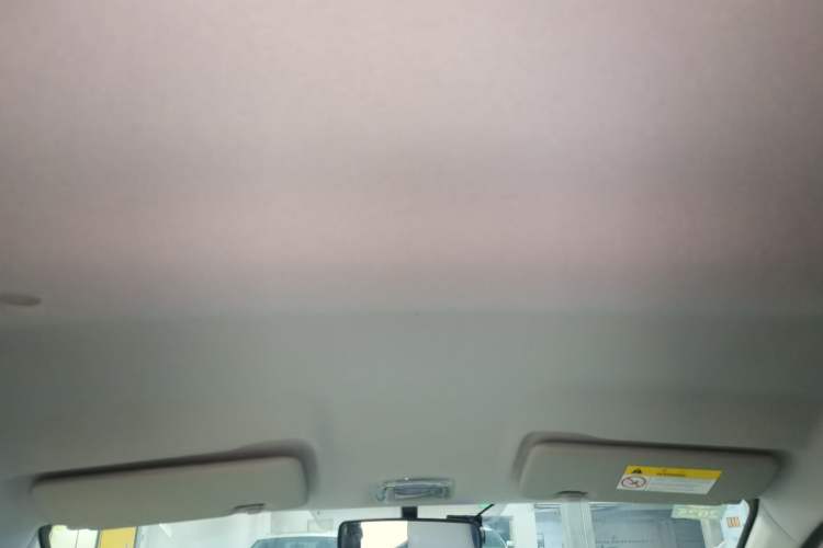 Used Dongfeng NAMMI BOX 2022 Chasing Wind Edition 331 km Standard Model
