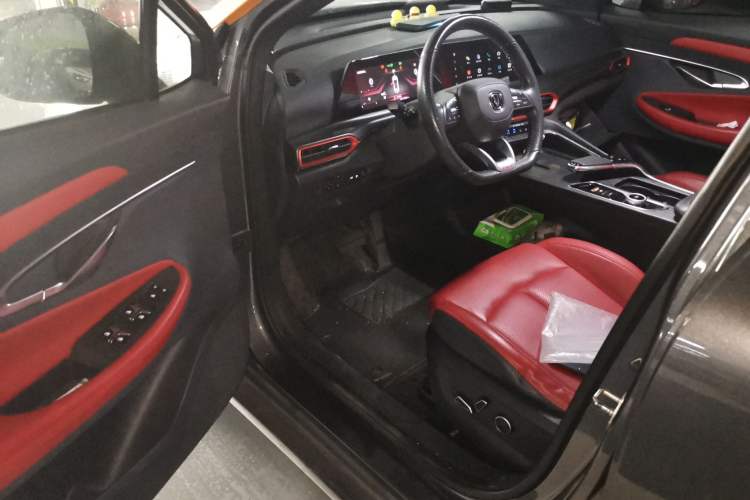 Used CHANGAN UNI-T 2020 1.5T First-Enjoy Limited Edition