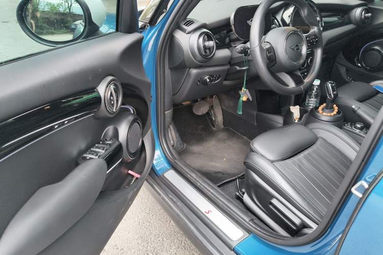 Used MINI 2022 Revised 2.0T COOPER S Artist Five-Door Edition
