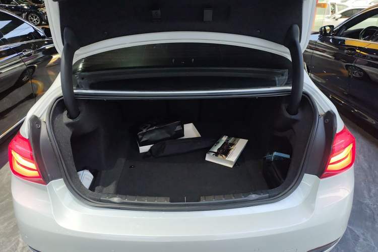 Used BMW 3 Series 2017 320Li Fashion Model