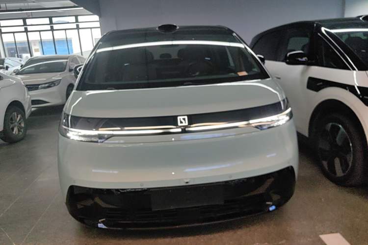 Used Zeekr MIX 2025 Intelligent Driving Version