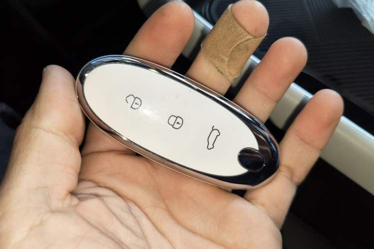 Used Dongfeng NAMMI 01 2026 Model Originality Edition 330Air
