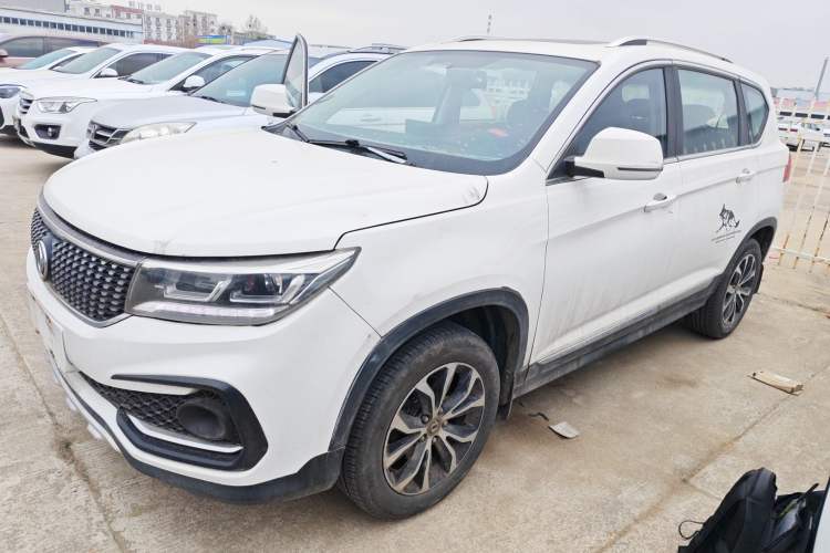 Used FORTHING Joyear X5 2017 1.6L CVT Luxury Model