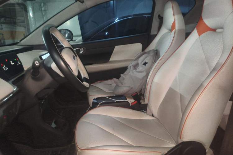 Used Chery QQ Little Ant 2024 Edition Youth Version 321 km Beloved Version 29.23 kWh