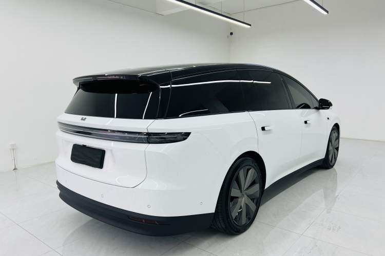 Used Li Auto Li Auto i8 2025 Model Standard Version