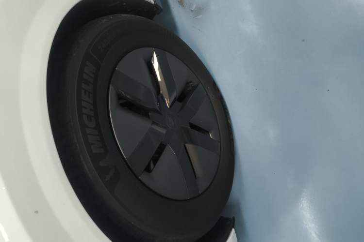 Used Li Auto MEGA 2024 Ultra Model