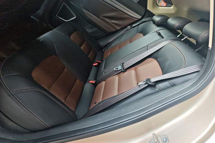 Used Geely Auto Emgrand GS 2016 Elegant Edition 1.3T Automatic ZhenShang Model
