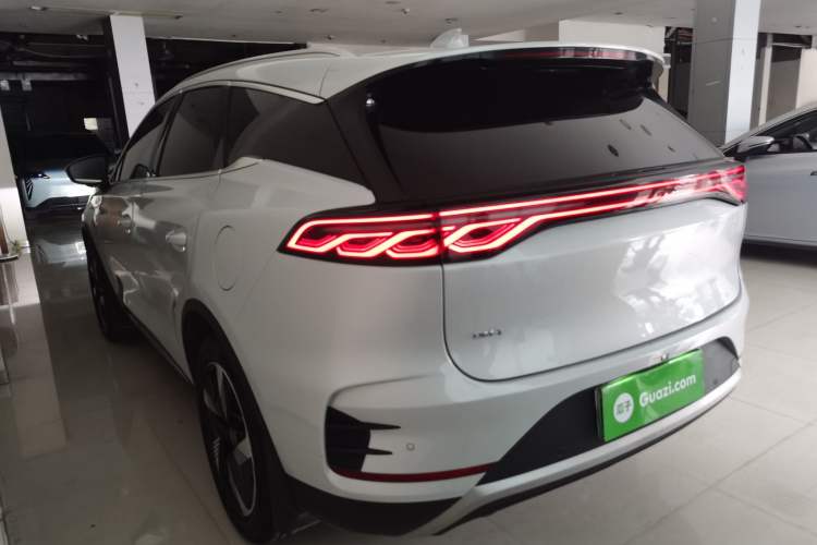 Used BYD Tang New Energy 2024 DM-i Glory Edition 112KM Prestige Model Exterior 2