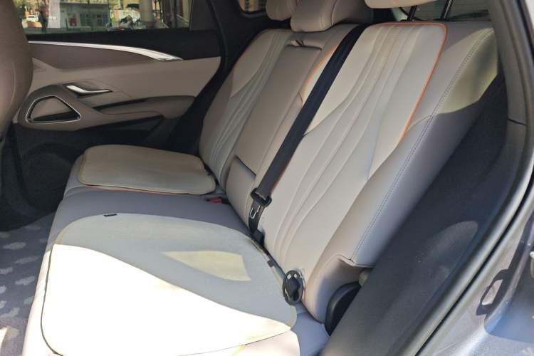 Used BYD Song Pro New Energy 2023 Champion Edition DM-i 71KM Navigation Model