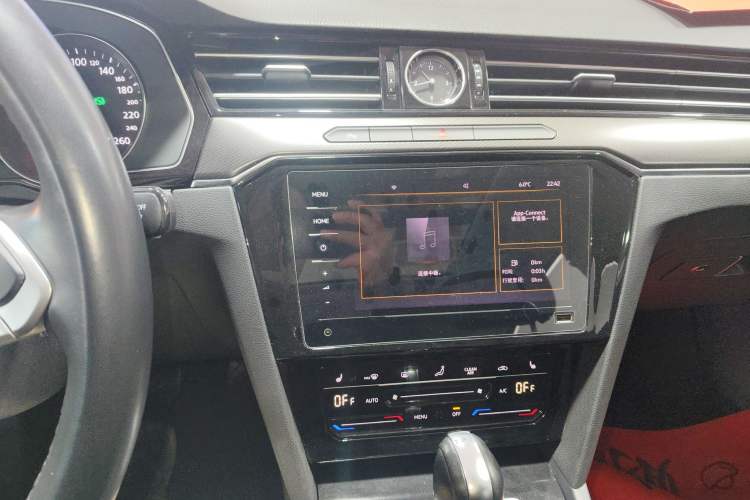 Used Volkswagen Magotan 2020 330TSI DSG Leading Model
