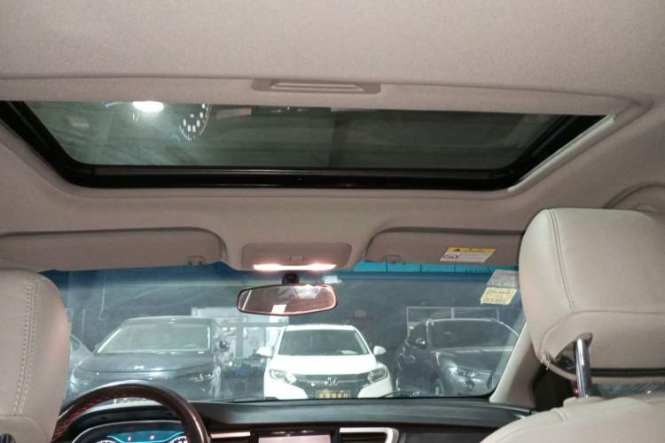 Used Buick GT 2015 15N Automatic Elite Version Headliner