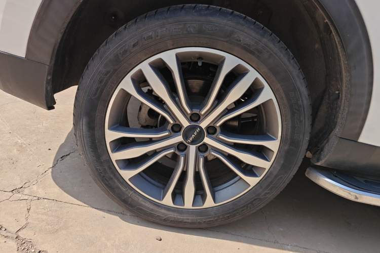 Used Haval F7 2021 2.0T All-Wheel Drive iJoy
